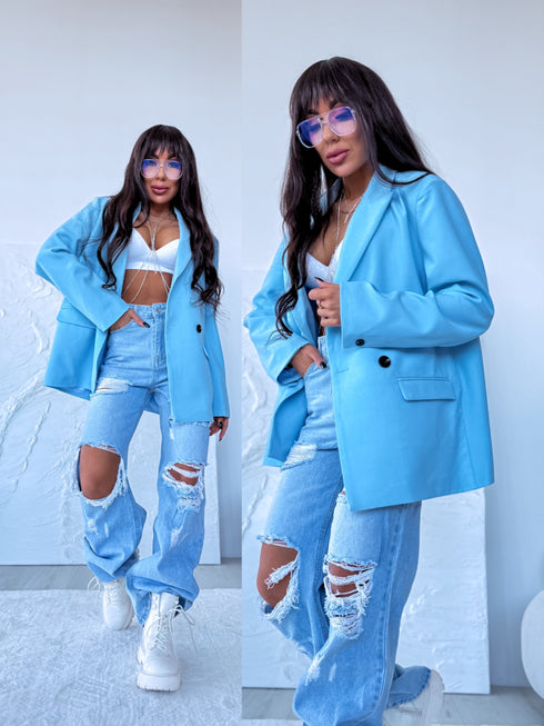 Oversize švarkas su juodomis rankovių sagomis - SOFT BLUE